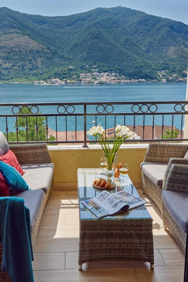 Apartamento Iva'S Sea View Balcony Kotor Exterior foto